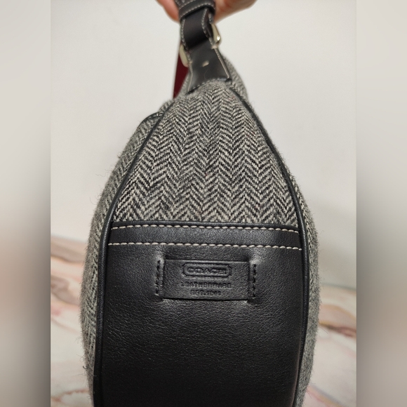 Vintage Coach 1407 Hobo Bag Black & Gray Wool Tweed with Leather & Patent Trim - Picture 6 of 13